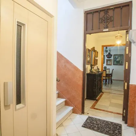 Casa Lastrucci-1 *